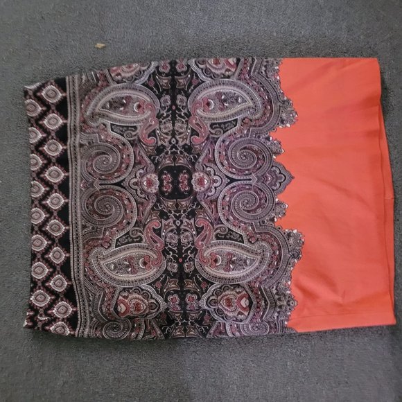 Pencil Skirt - Picture 2 of 4